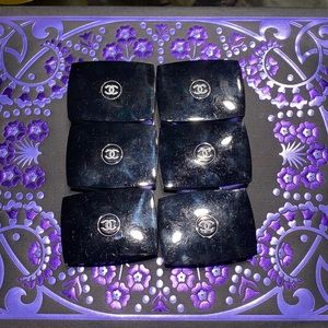 Chanel 6 Mono Soft Touch Eyeshadow